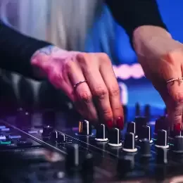 Hire djs hero 6